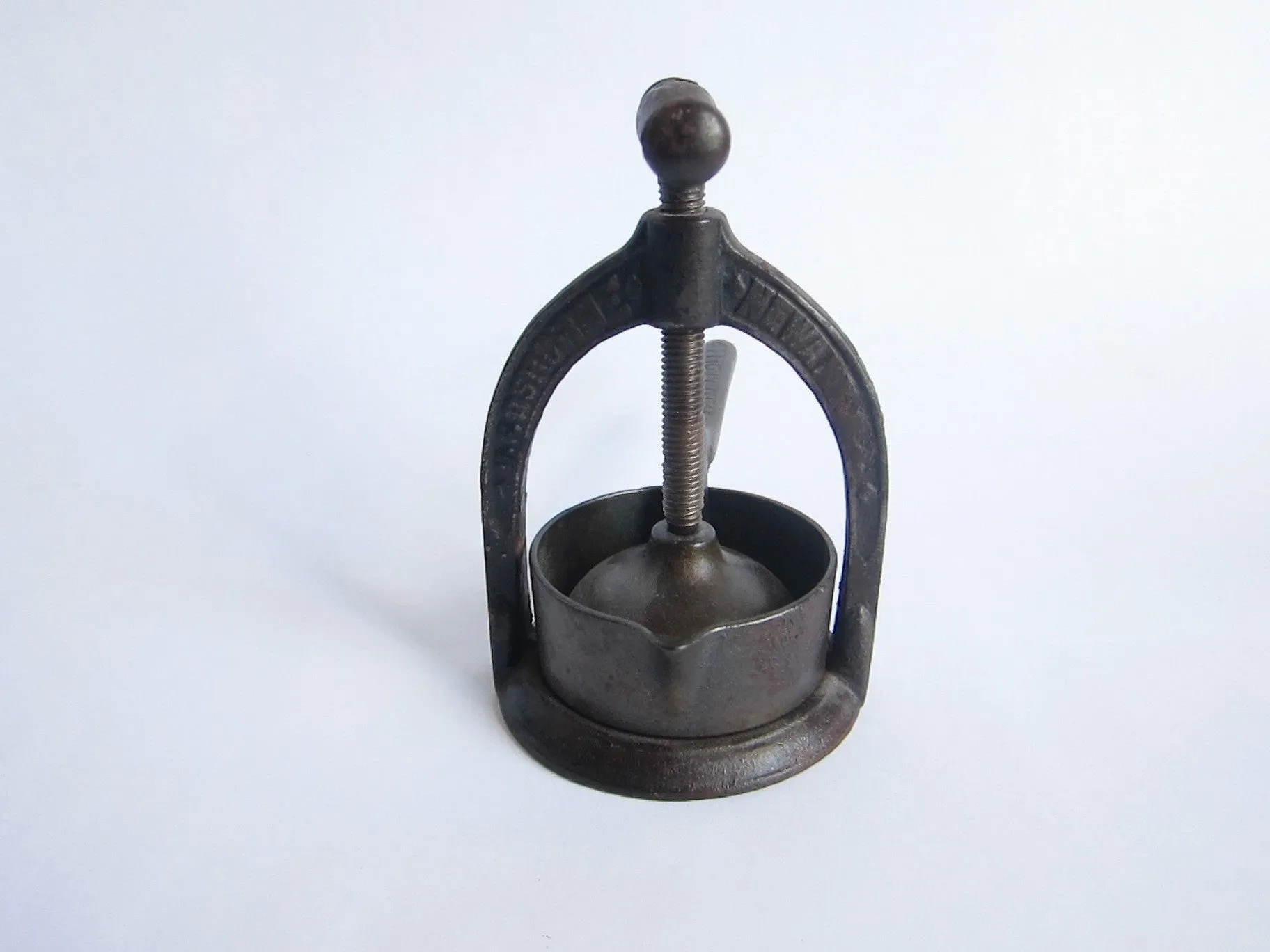 Antique Osborne Meat Juice Press, Victorian Cast Iron Patent March 1884
