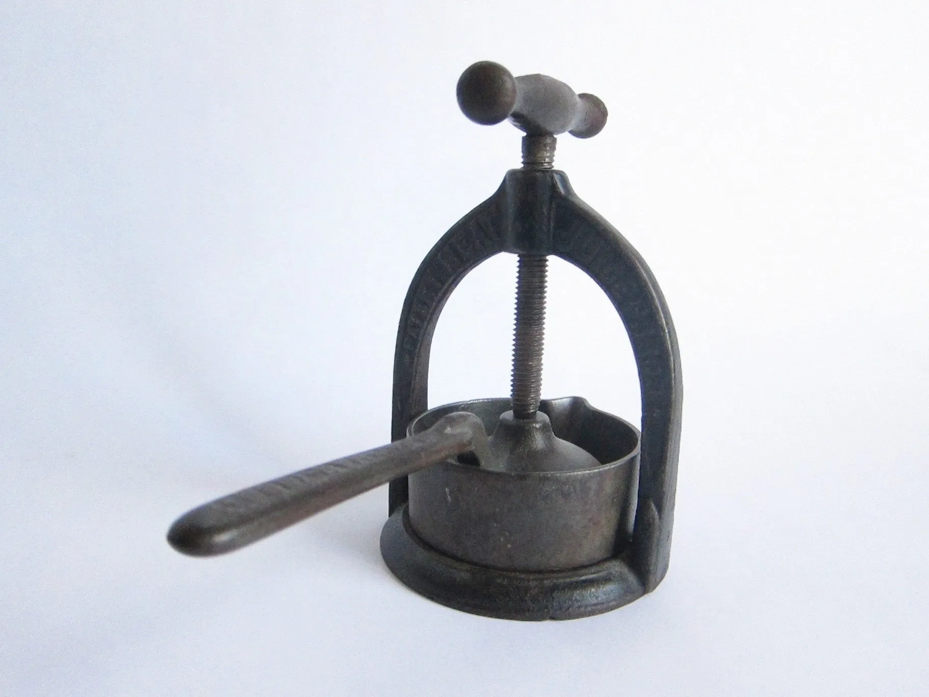 Antique Osborne Meat Juice Press, Victorian Cast Iron Patent March 1884