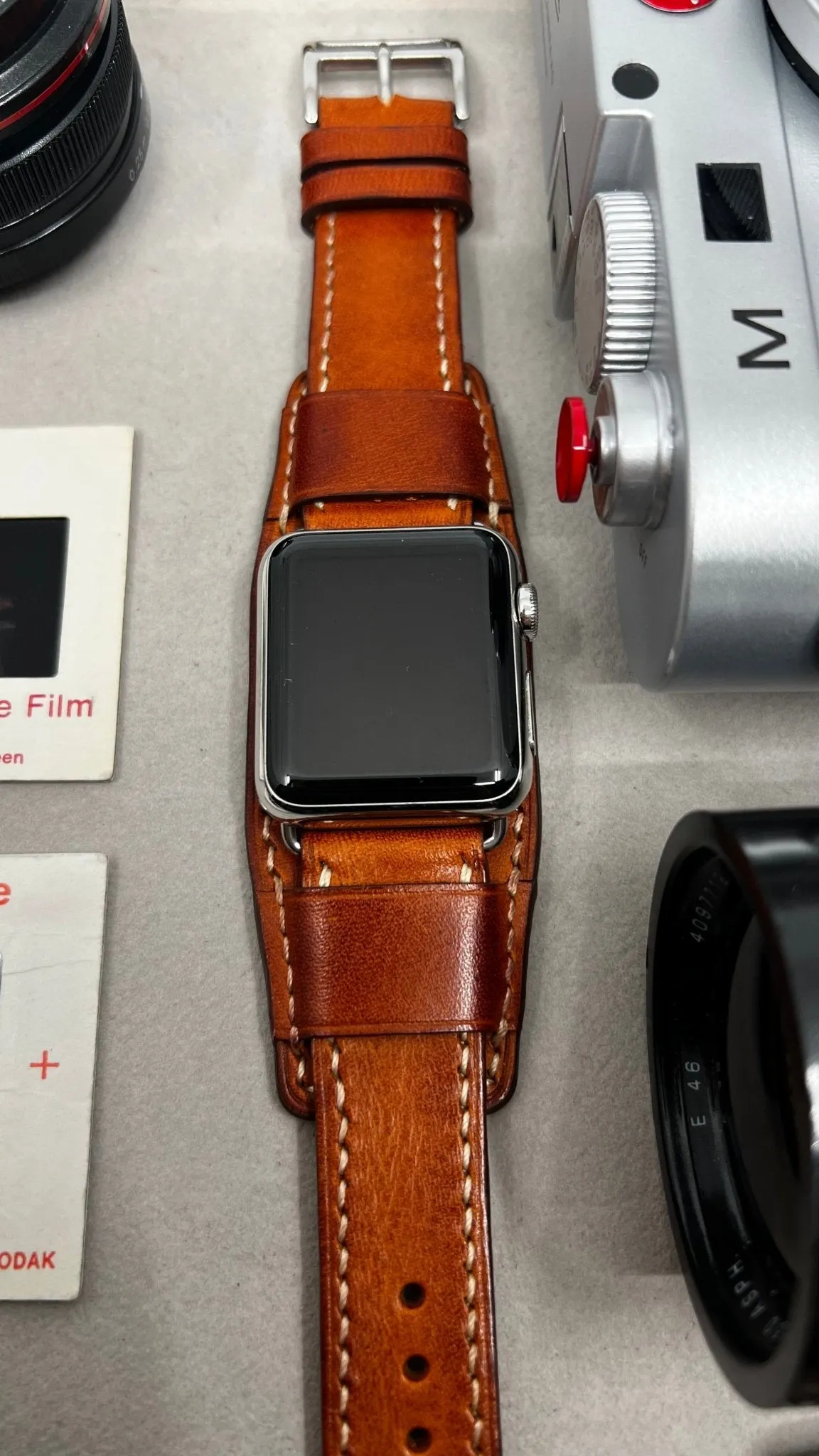 Apple Watch Band in Bund Strap, Apple Watch Ultra 49mm 41mm, Vintage Brown Aged Leather Apple Watch Band Women