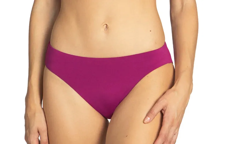 Ava T Shirt-Ava 2 Bikini ::RET