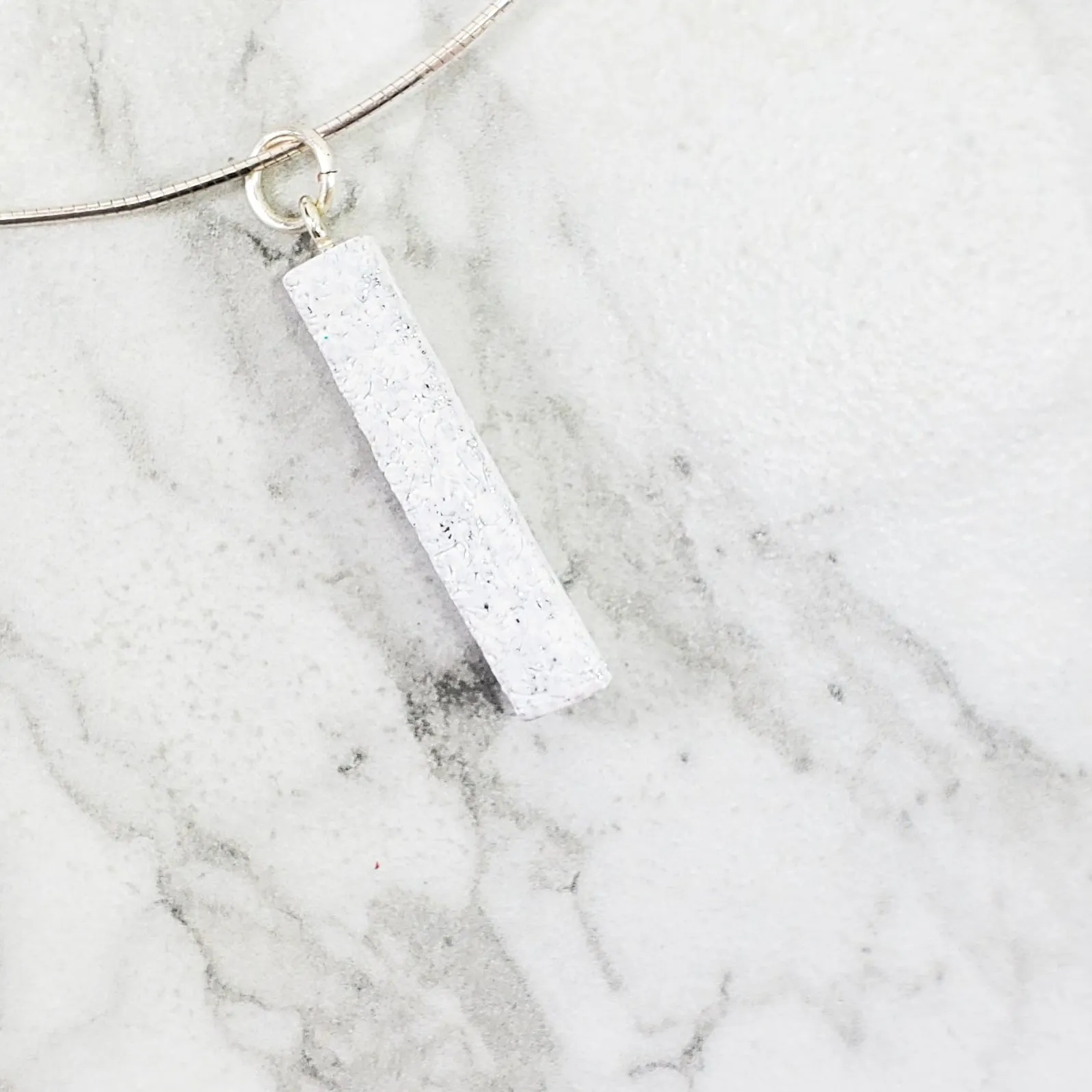 Bar Pendant - Solid Colors