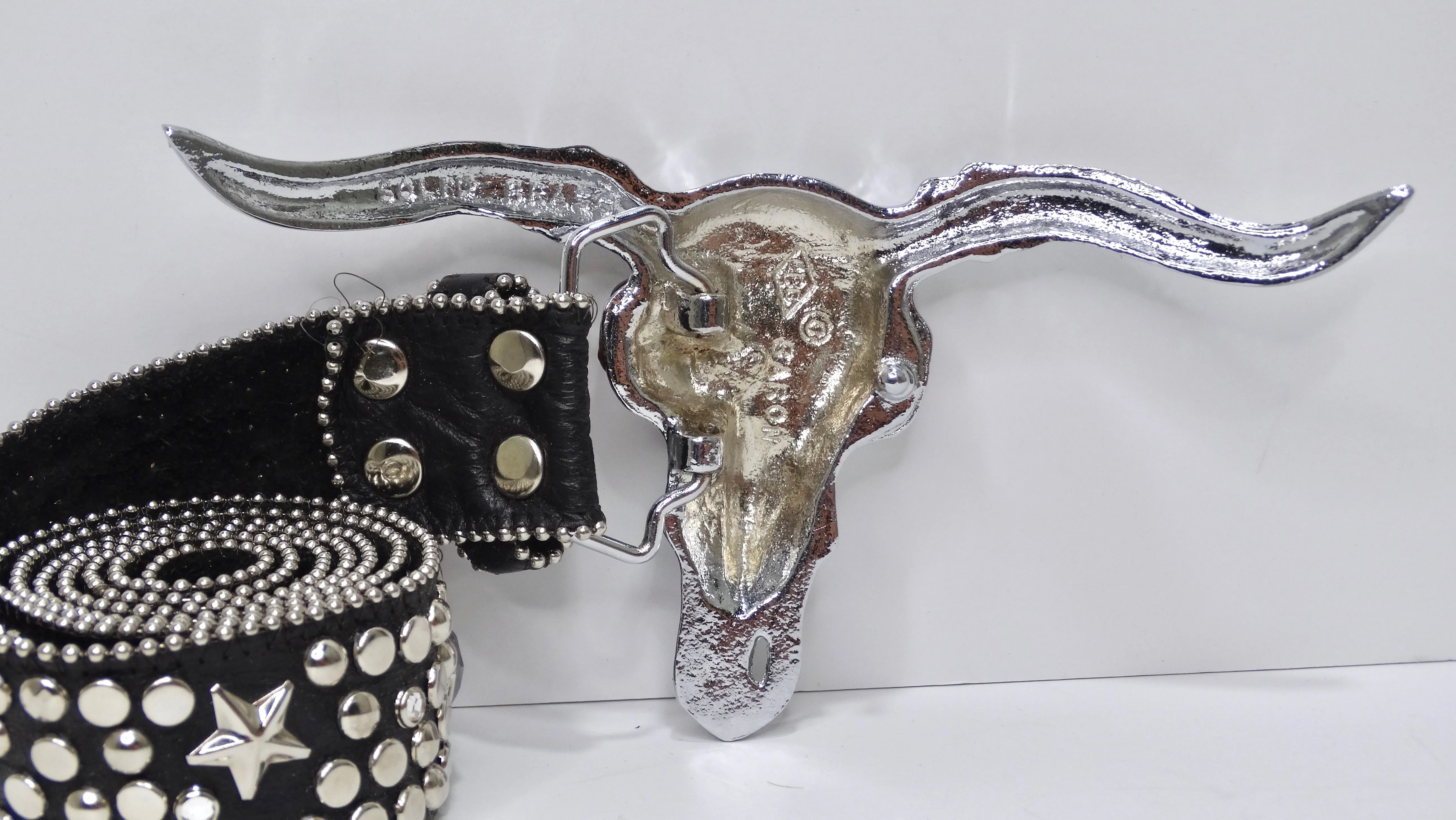 Baron Solid Brass Long Horn Leather Belt