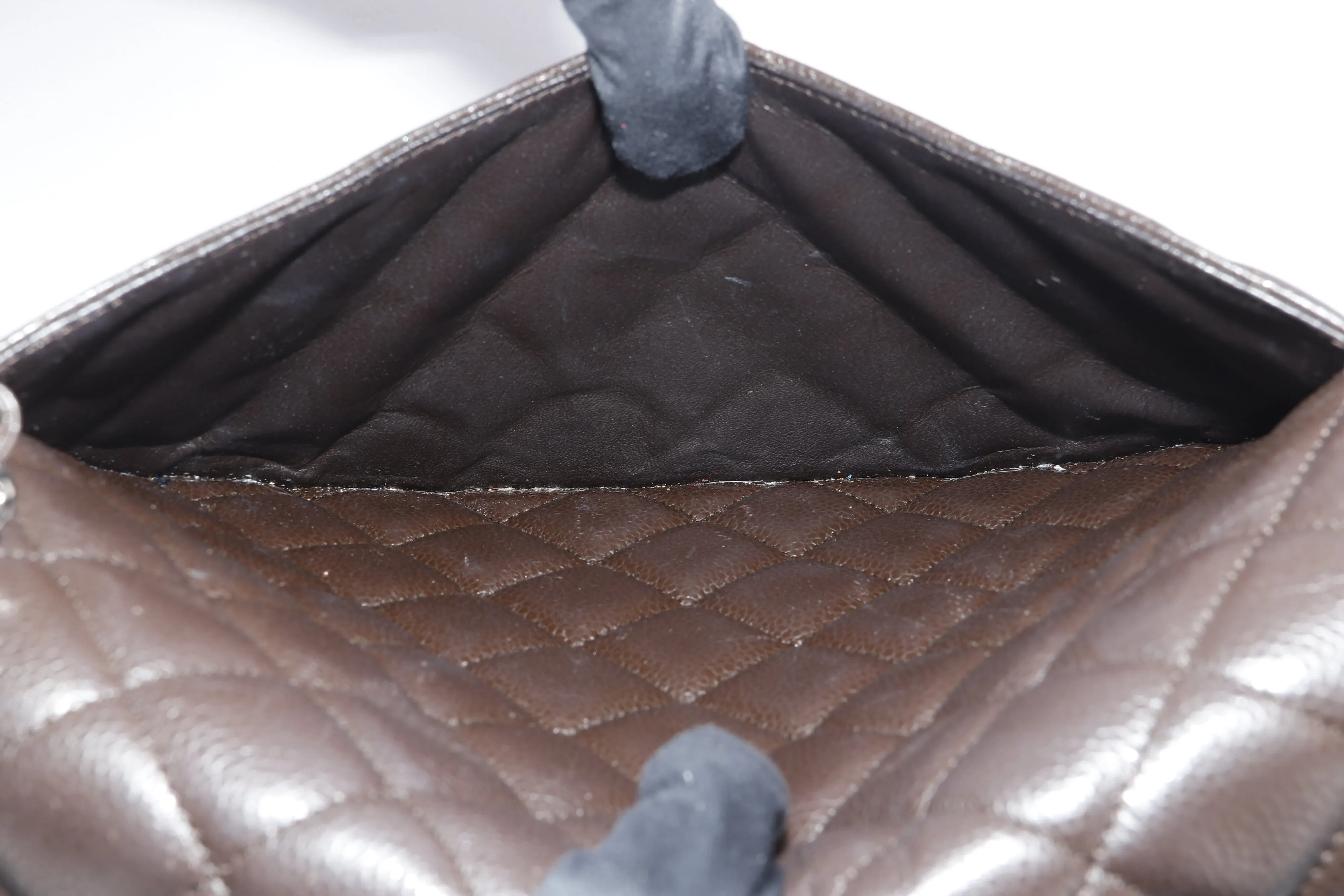 CHANEL CLASSIC FLAP MAXI SINGLE FLAP (1401xxxx) BROWN CAVIAR LEATHER, SILVER HARDWARE, WITH CARD, DUST COVER & BOX