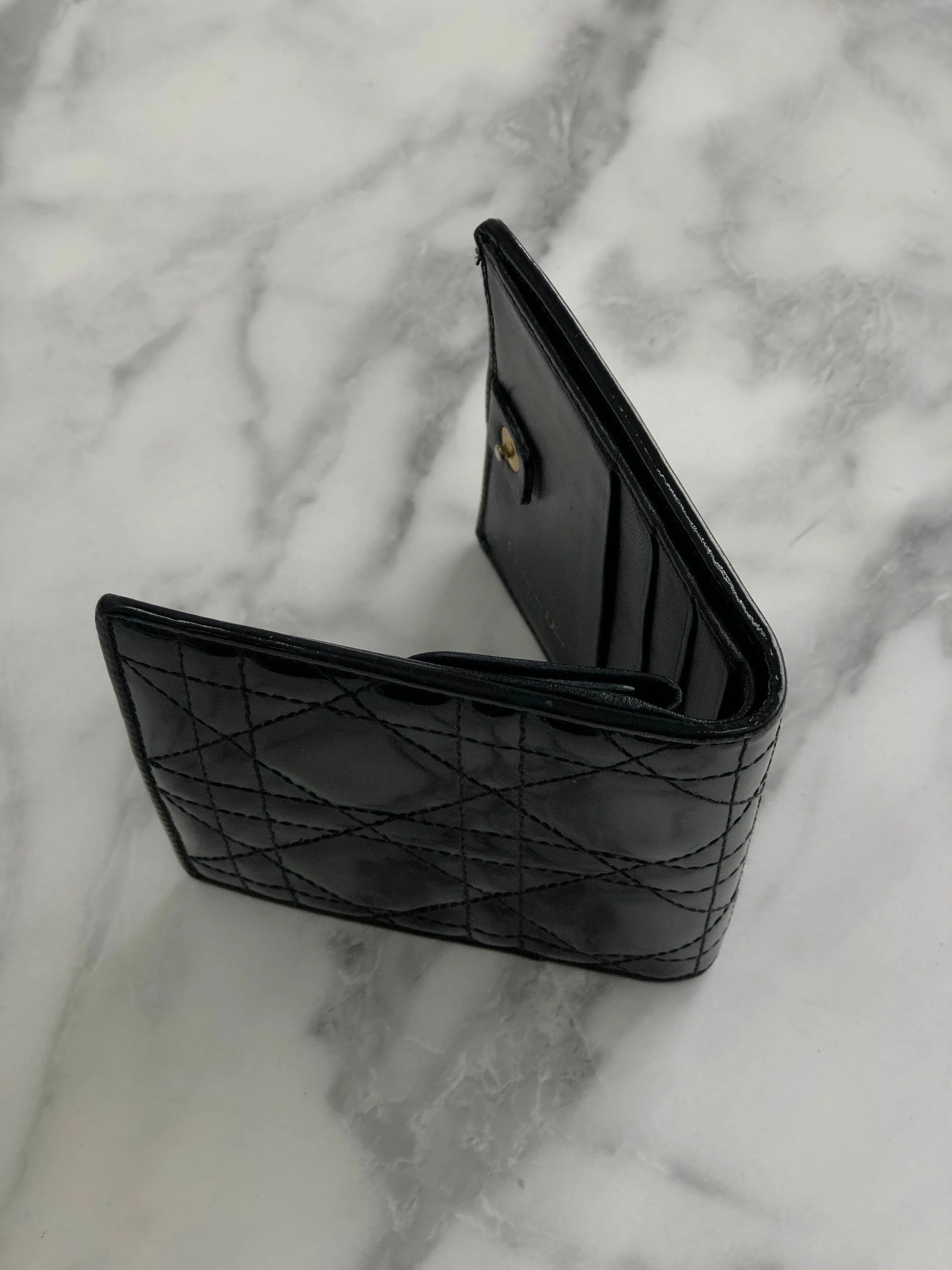 Christian Dior Wallet Patent leather Cannage Black n8nbaj