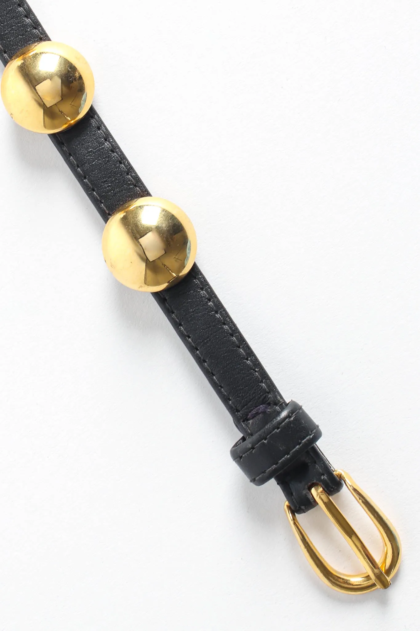 Circular Dome Leather Belt