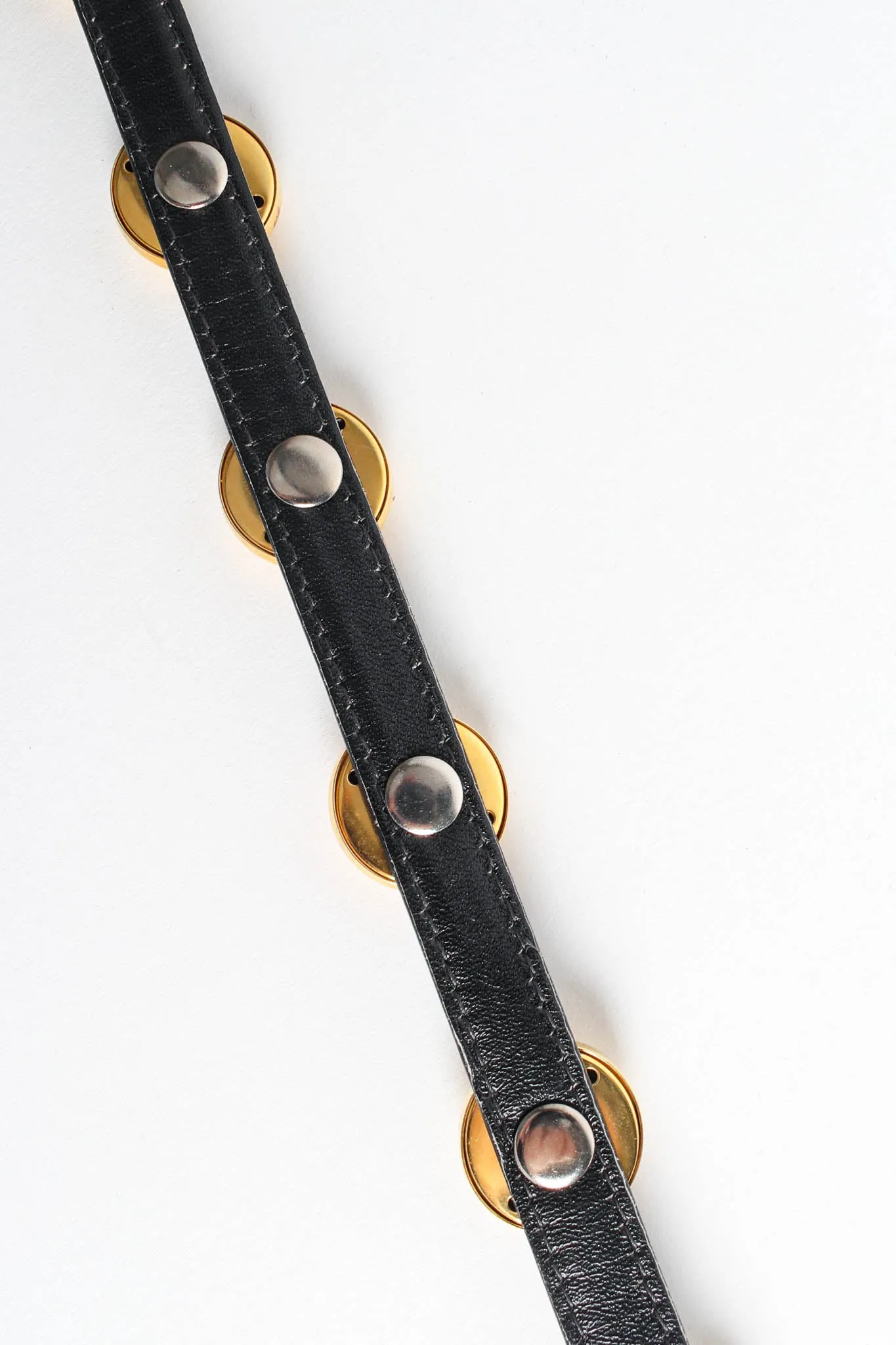 Circular Dome Leather Belt