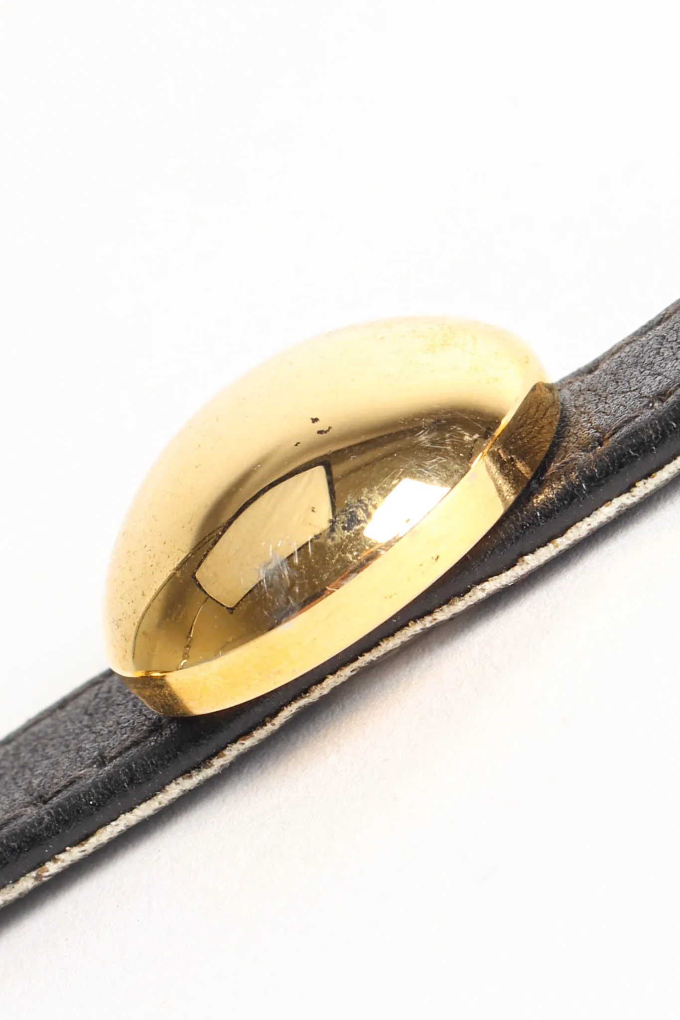 Circular Dome Leather Belt