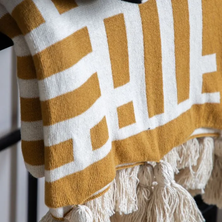DECOR Knitted Tassel Throw