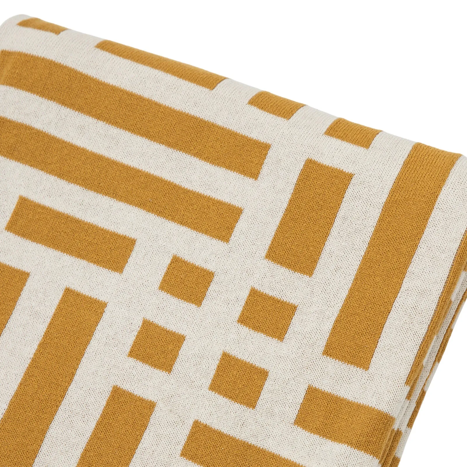 DECOR Knitted Tassel Throw