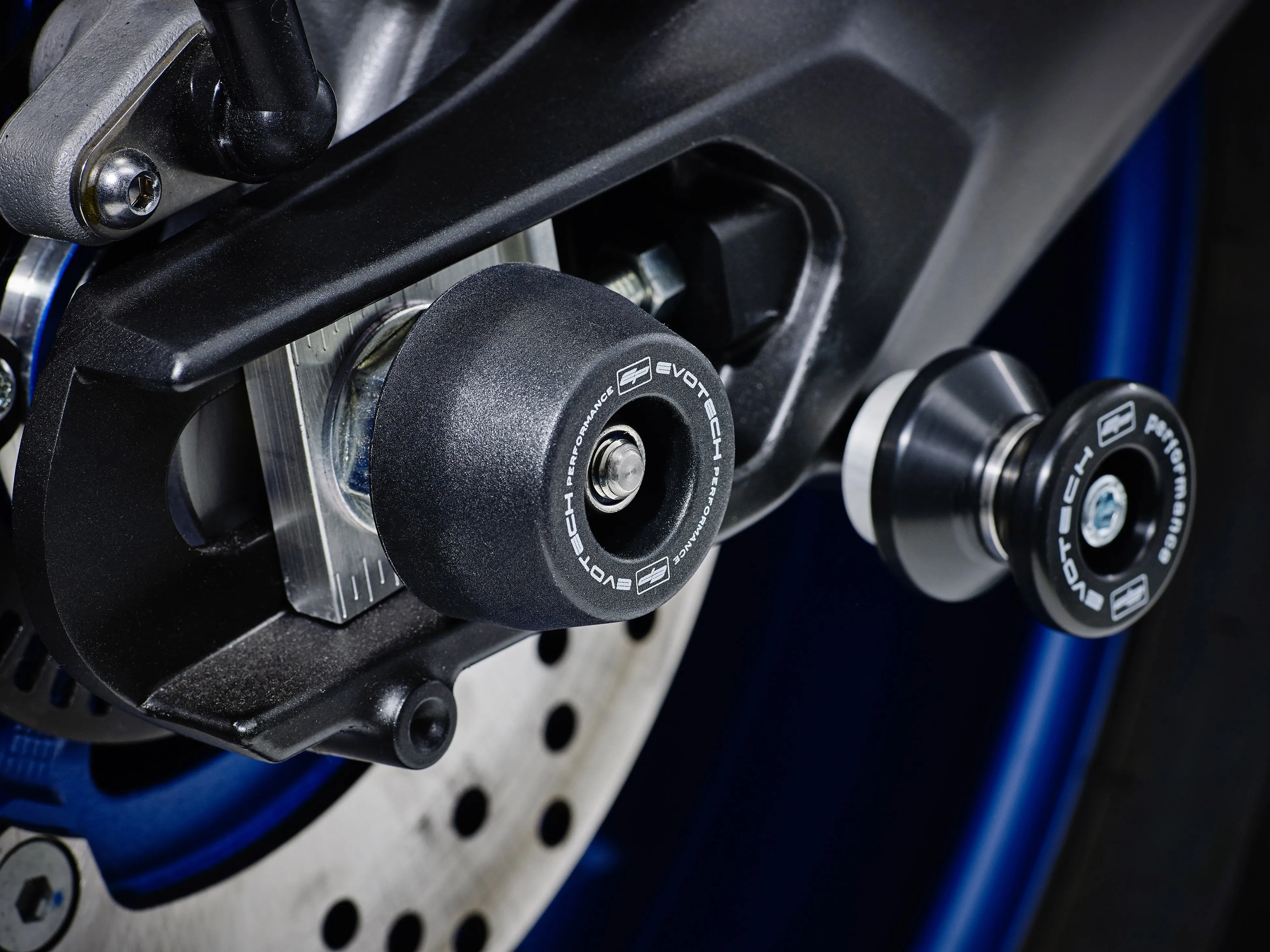 Evotech Rear Spindle Bobbins - Yamaha FZ-09 (2013-2016)