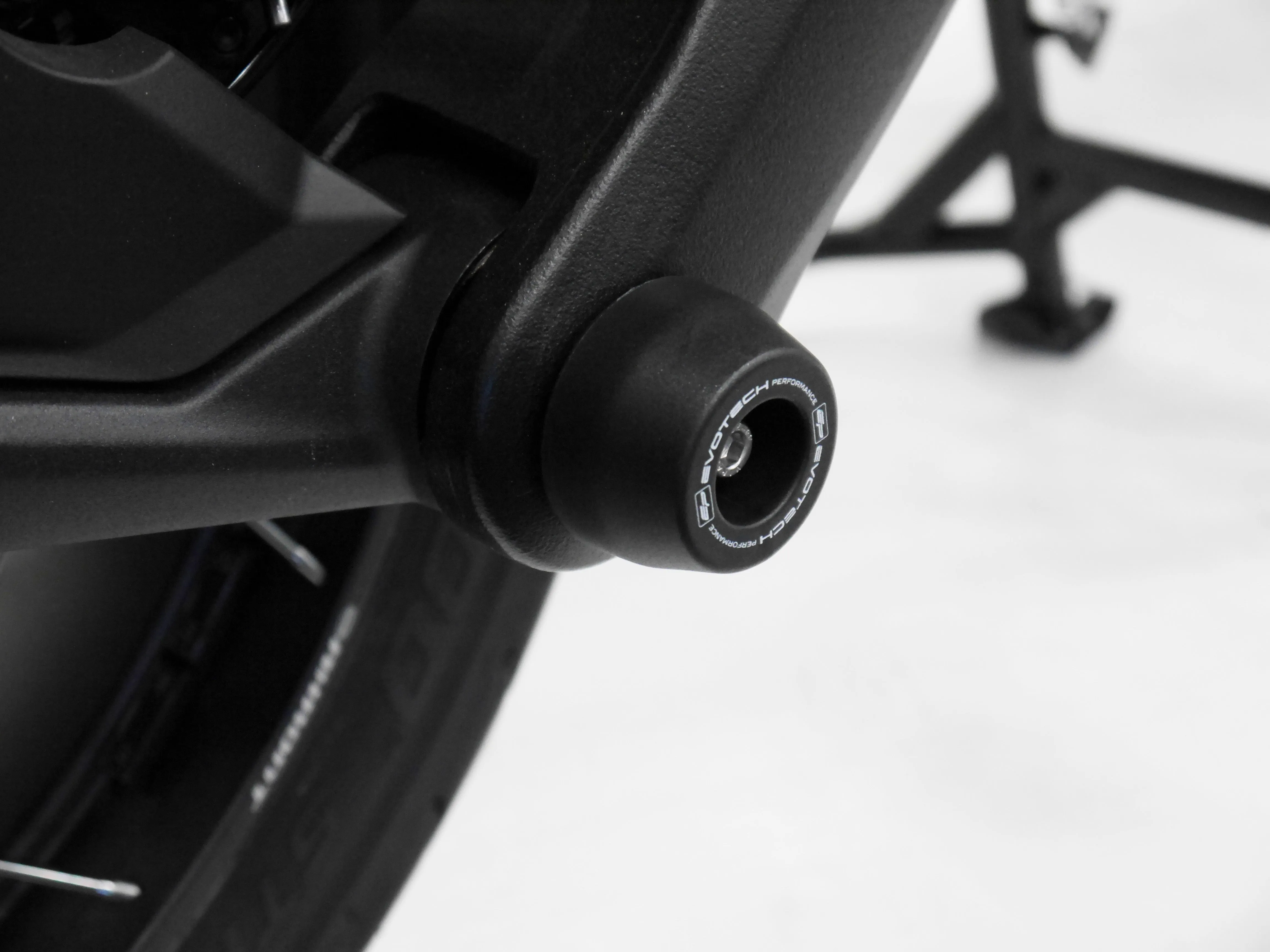 Evotech Swingarm Protection - Triumph Tiger 1200 GT Explorer (2022 )