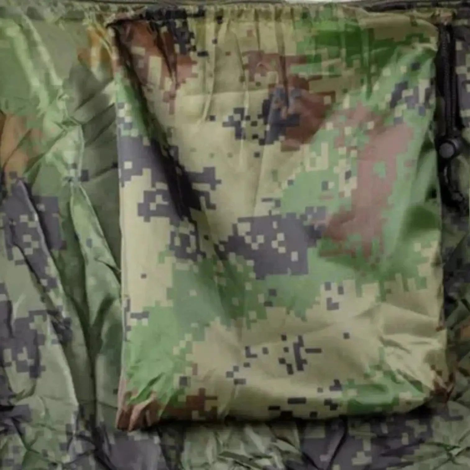 Hamac avec moustiquaire militaire