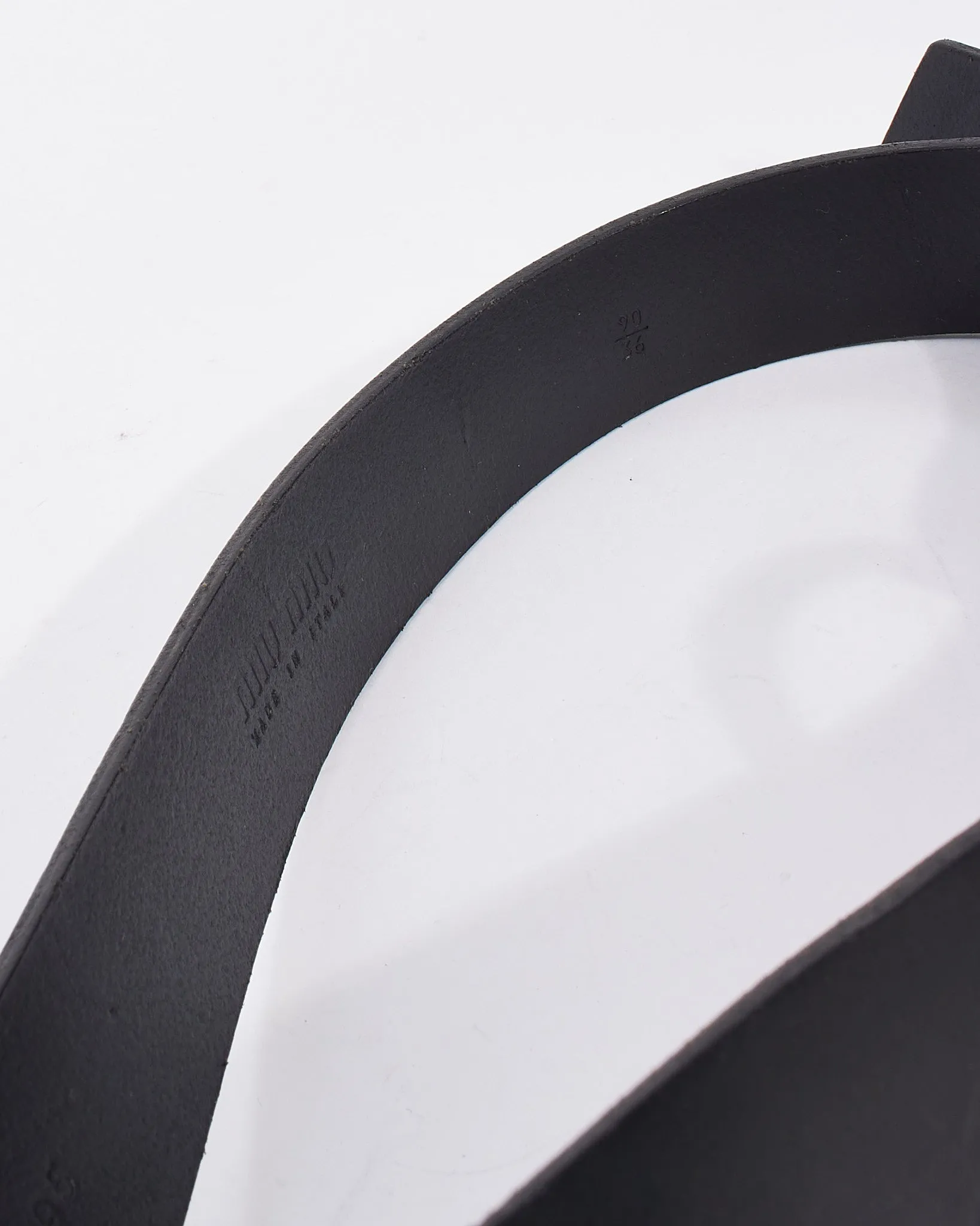 Miu Miu Vintage Black Leather Gold Round Logo Buckle Belt - 90/36
