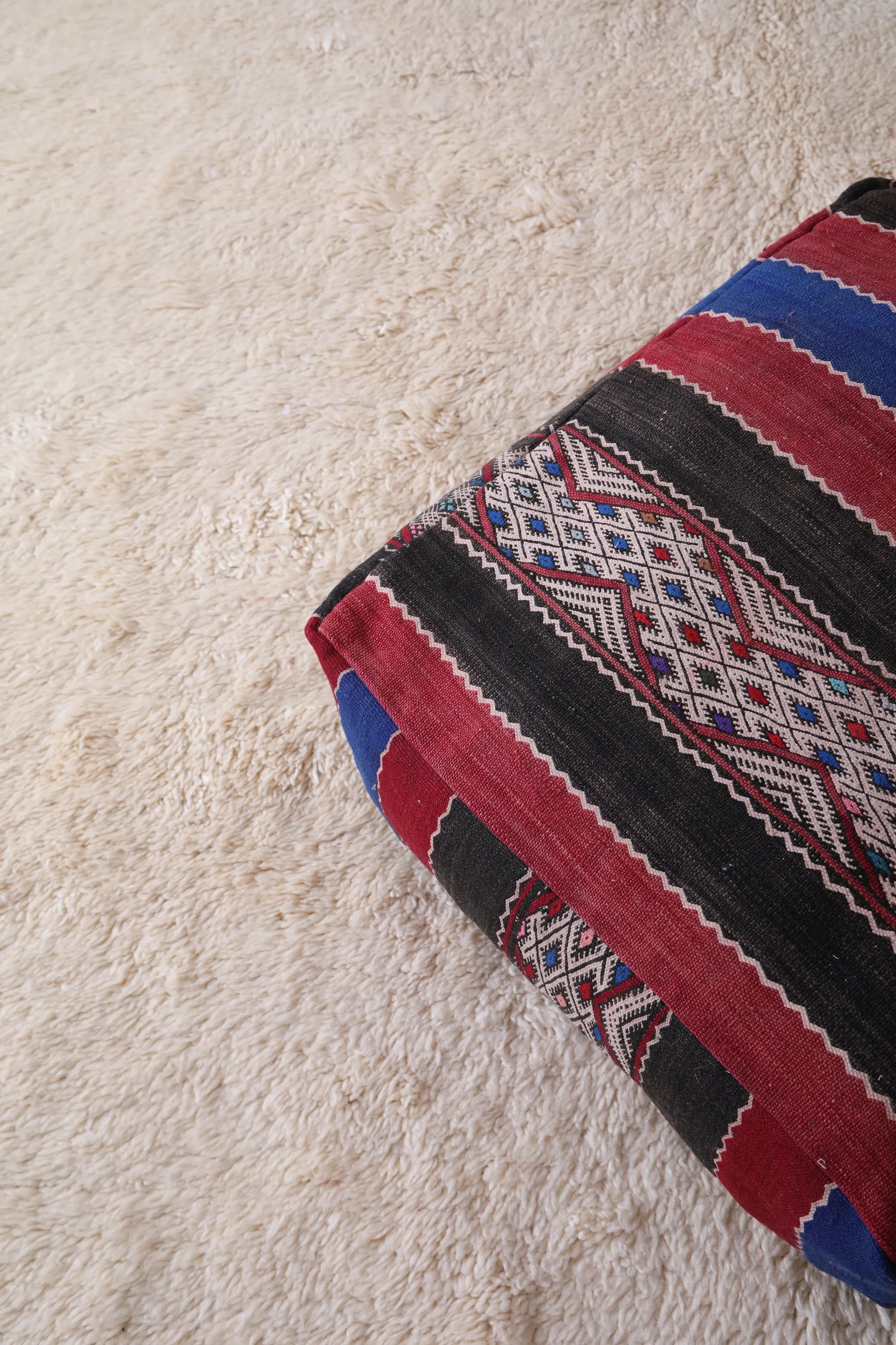 Moroccan berber Ottoman handmade Pouf Footstool