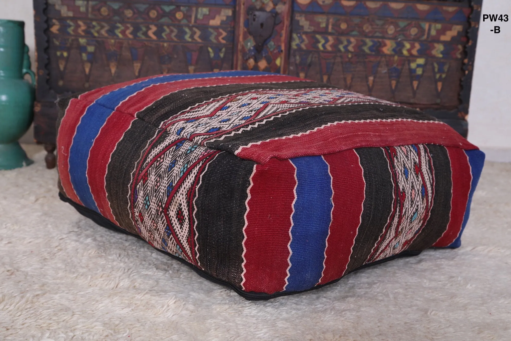 Moroccan berber Ottoman handmade Pouf Footstool
