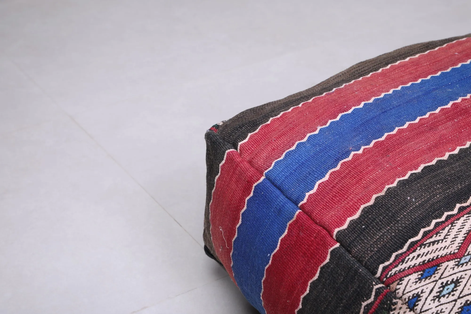 Moroccan berber Ottoman handmade Pouf Footstool