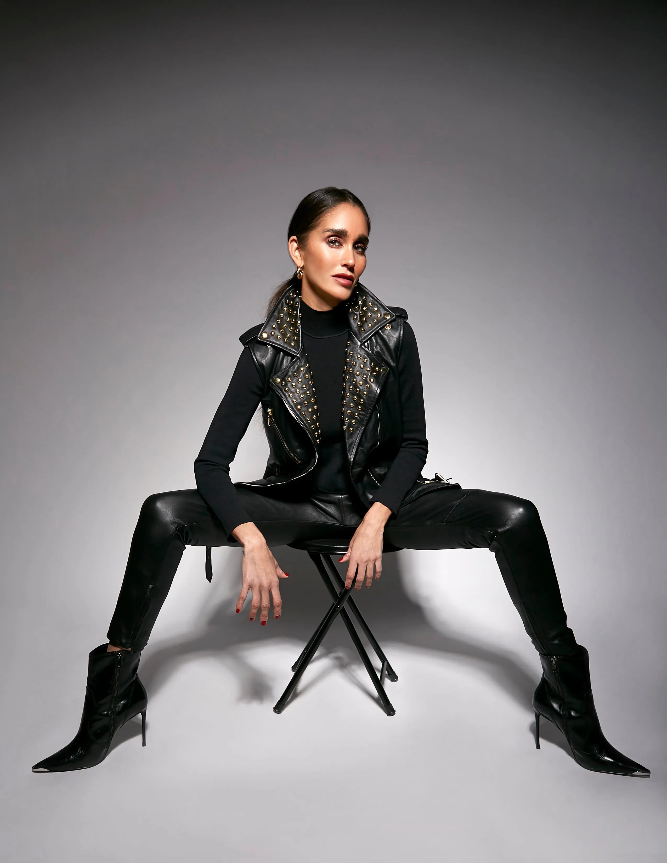SELINA LONG