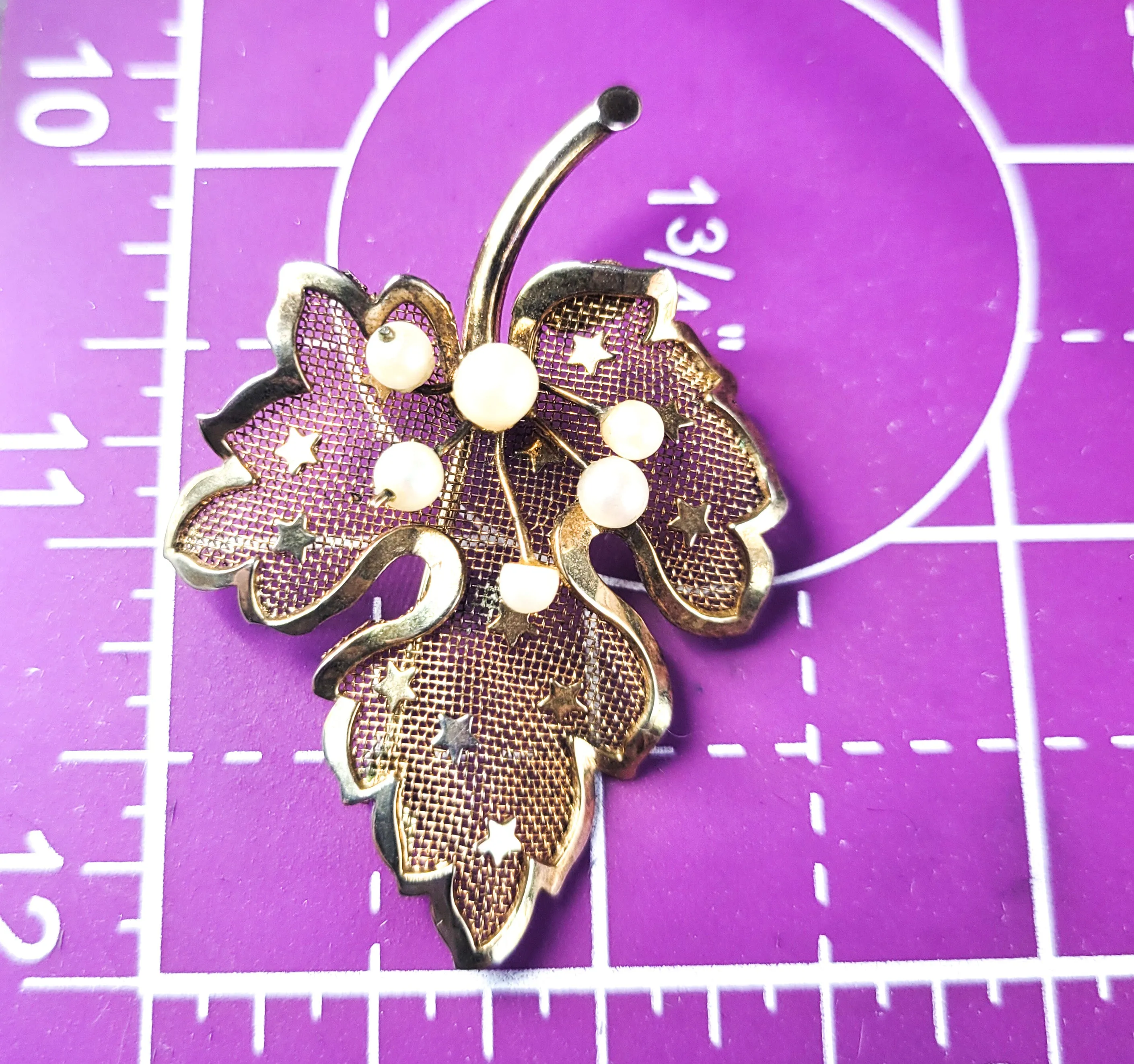 Star Studded faux pearl gold over sterling silver vintage autumn fall leaf brooch