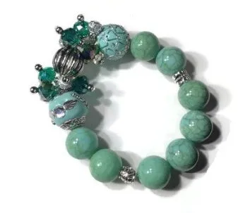 The green mint cluster stretch bracelet, woman's size, holiday gift, give handmade, for her