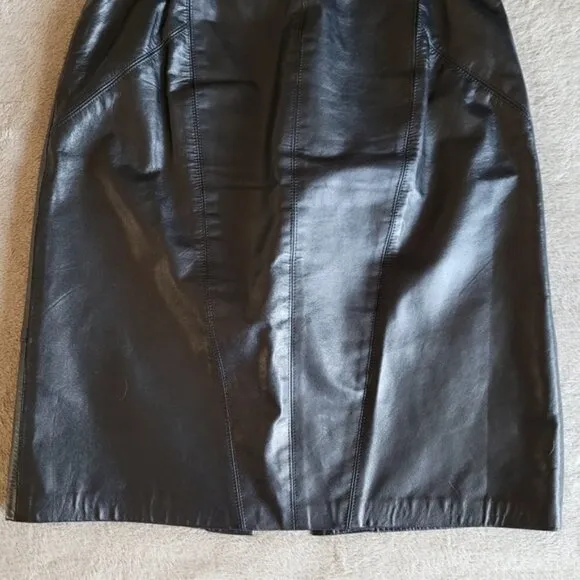 Vintage Amoretti black leather skirt