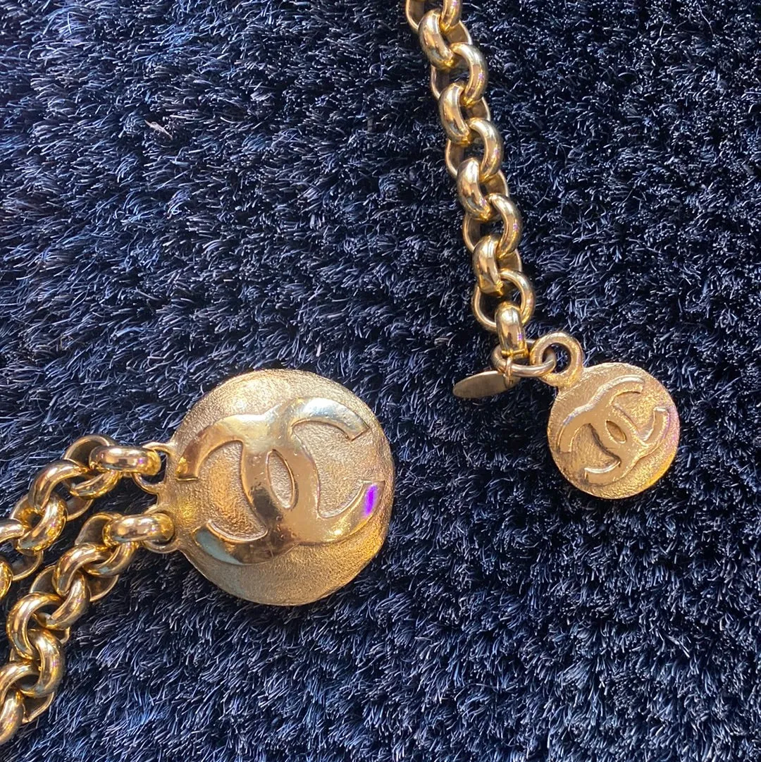 VINTAGE: Chanel Gold Double Coin Chain Link Belt