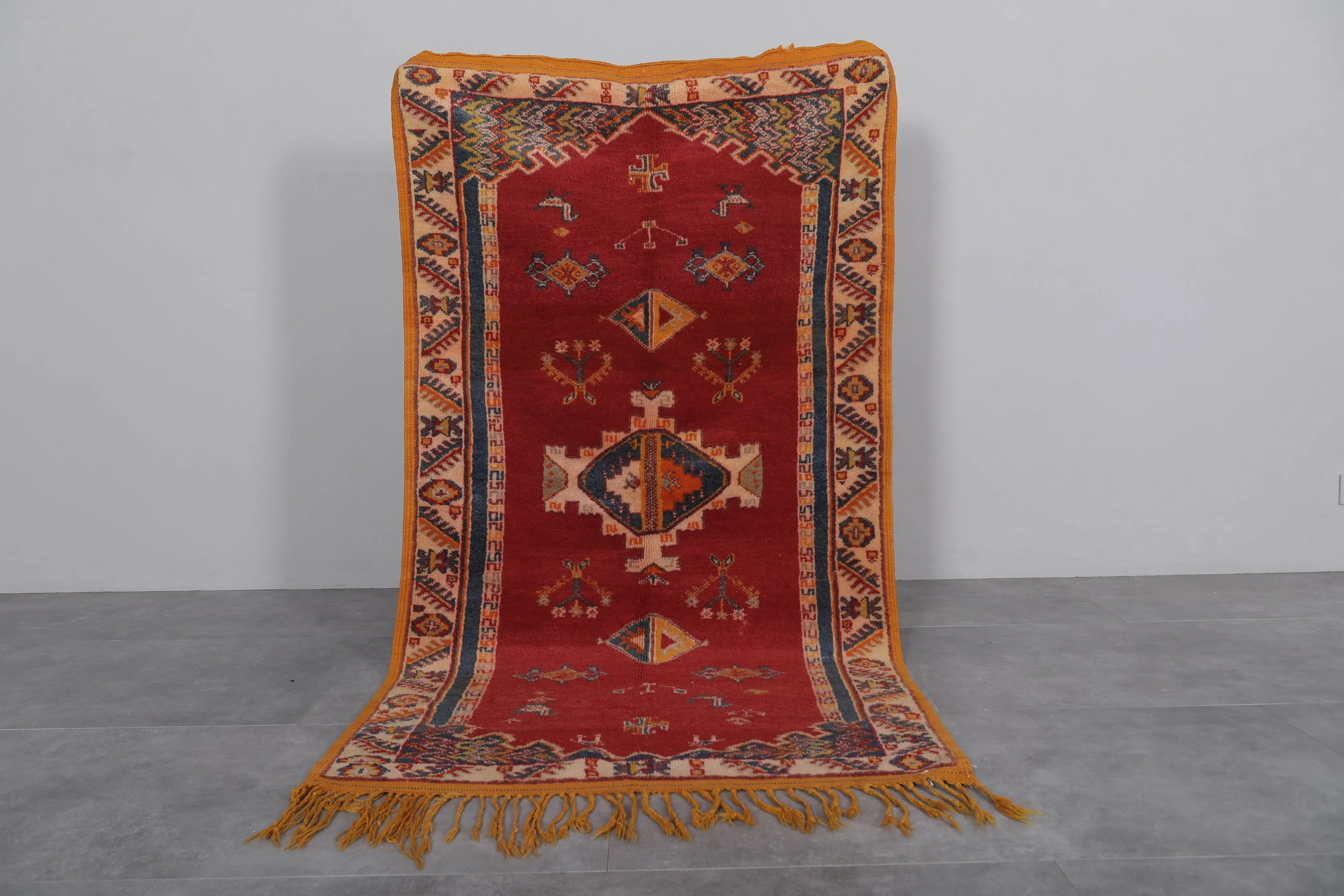Vintage Moroccan Rug 3.4 x 6.4 FT - Red Handwoven Elegance