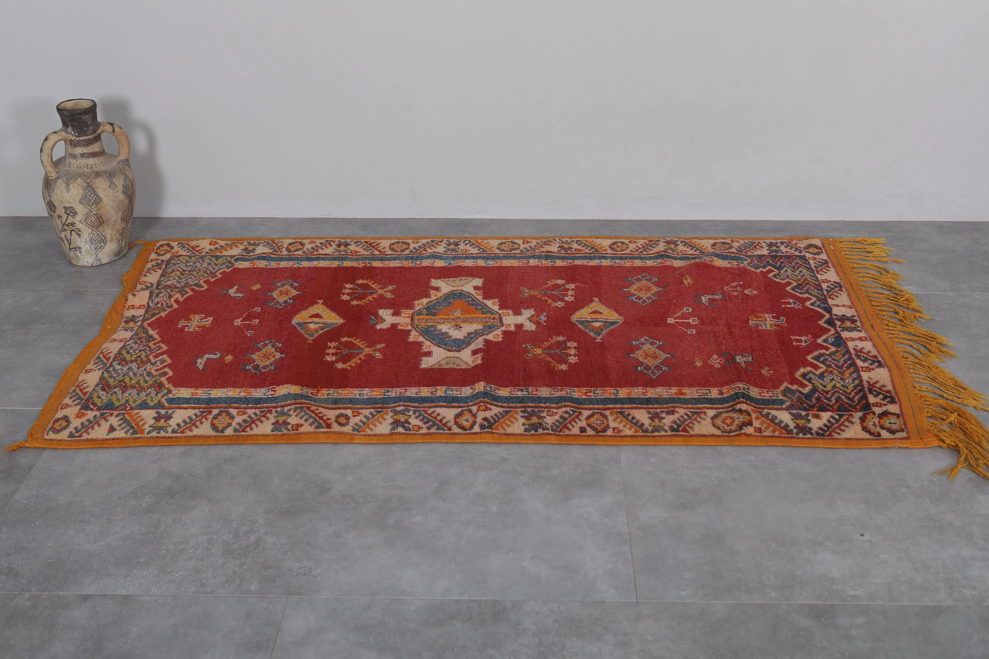 Vintage Moroccan Rug 3.4 x 6.4 FT - Red Handwoven Elegance
