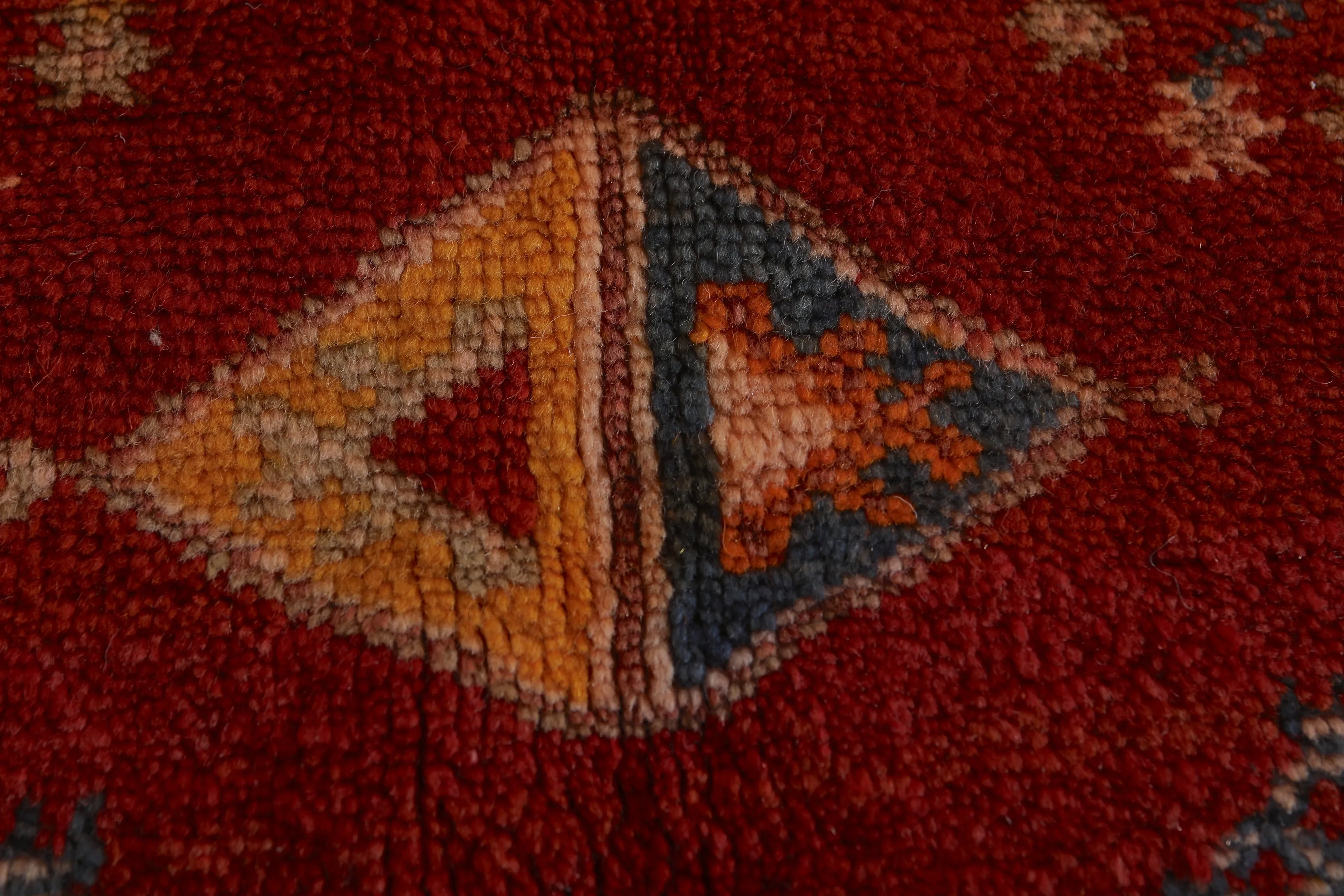 Vintage Moroccan Rug 3.4 x 6.4 FT - Red Handwoven Elegance