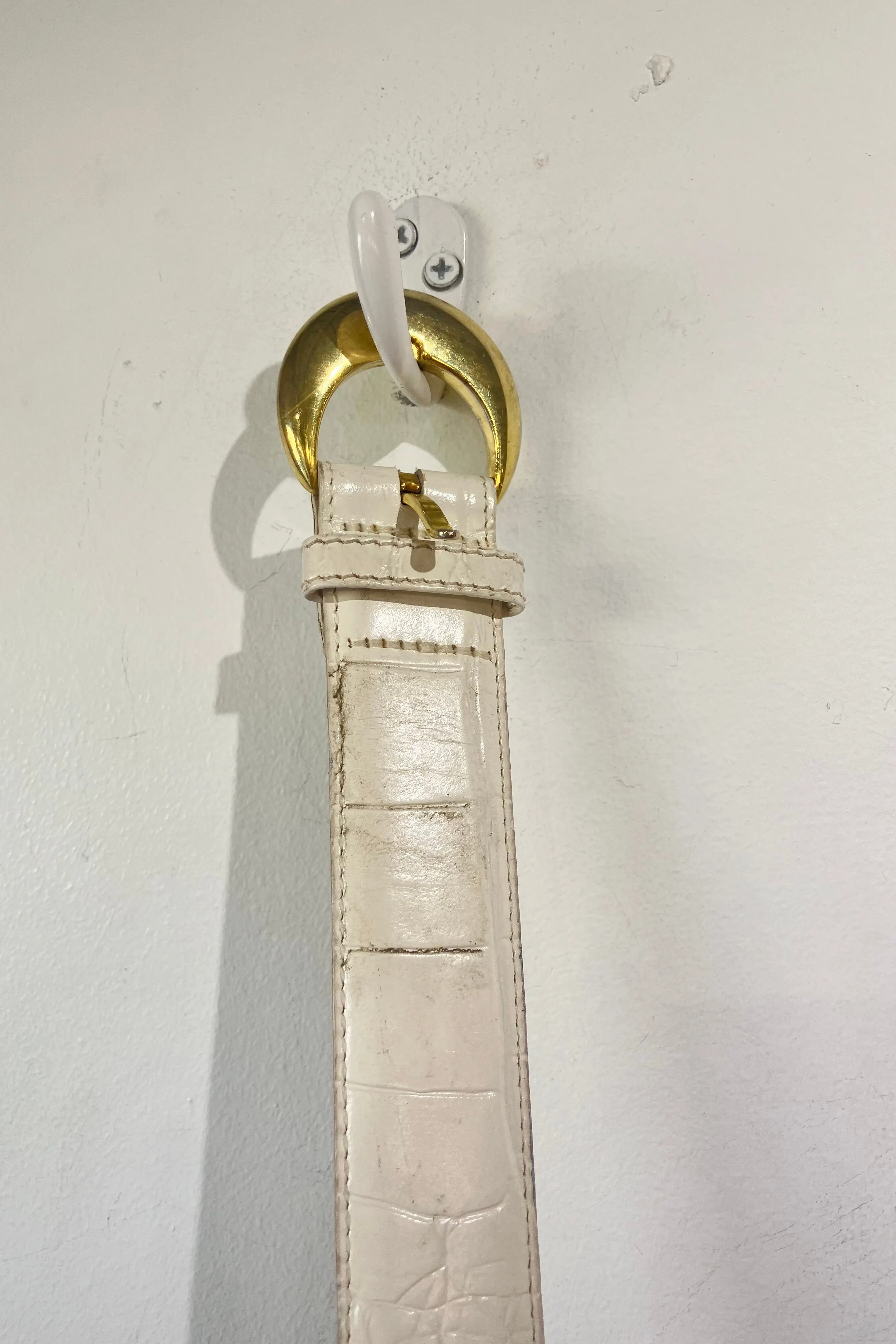 Vintage White Alligator Belt
